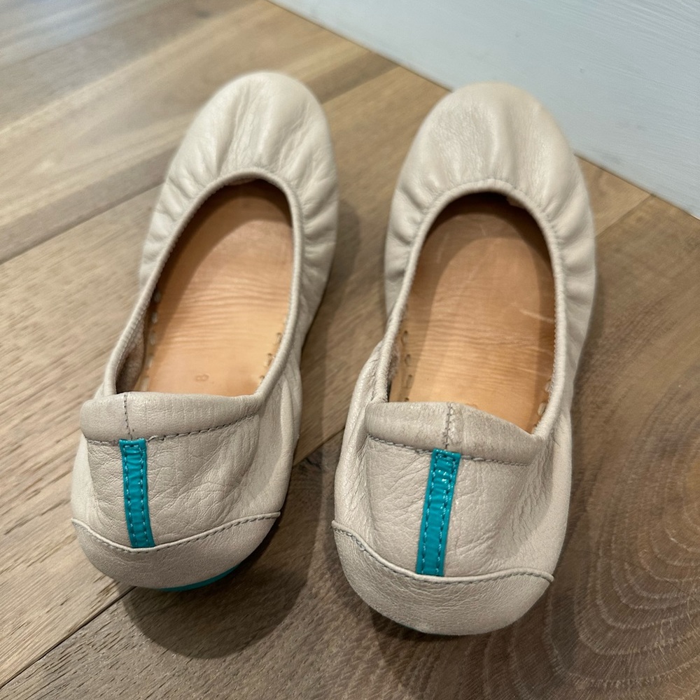 Tieks Women’s Taupe Italian Leather Ballet Flats
